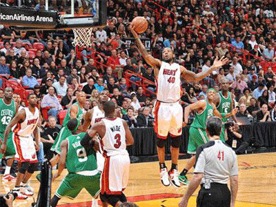 火箭霍華德vs熱火詹姆斯 火箭霍華德vs熱火詹姆斯